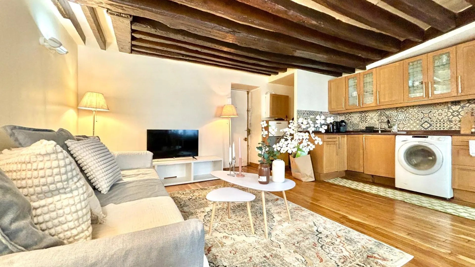 Apt Grands Boulevards 4 Guests Paris