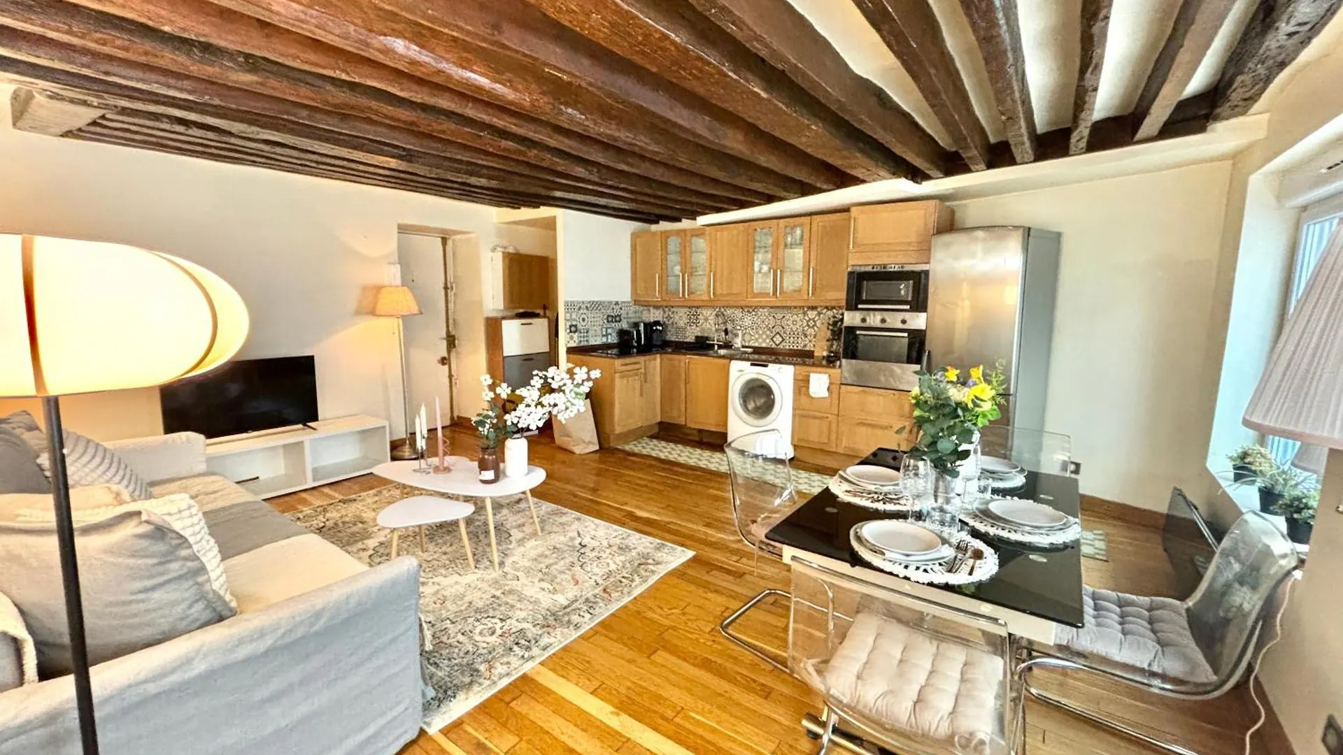 Apt Grands Boulevards 4 Guests Paris Apartment