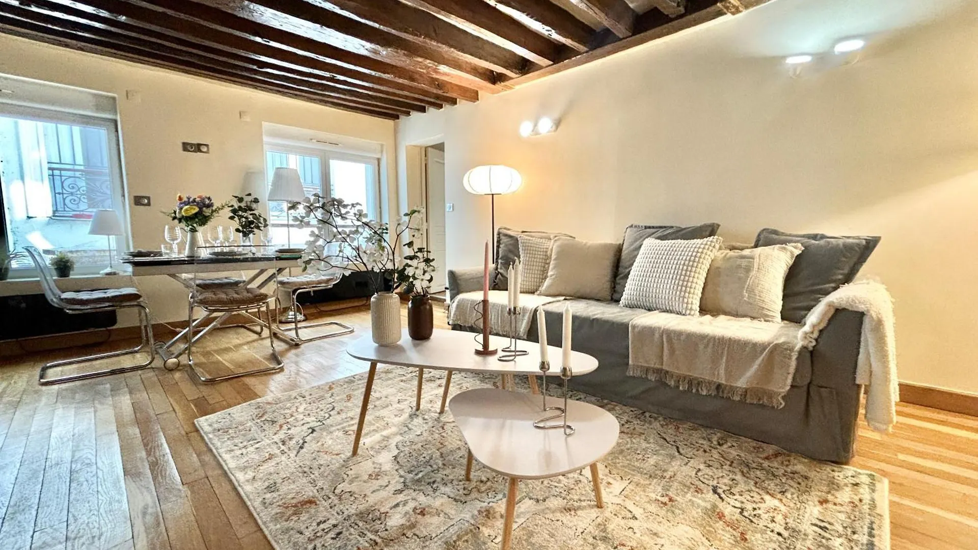 Apartment Apt Grands Boulevards 4 Guests Paris France