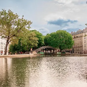 Apartment Edgar Grands Boulevards - Boulanger, Paris