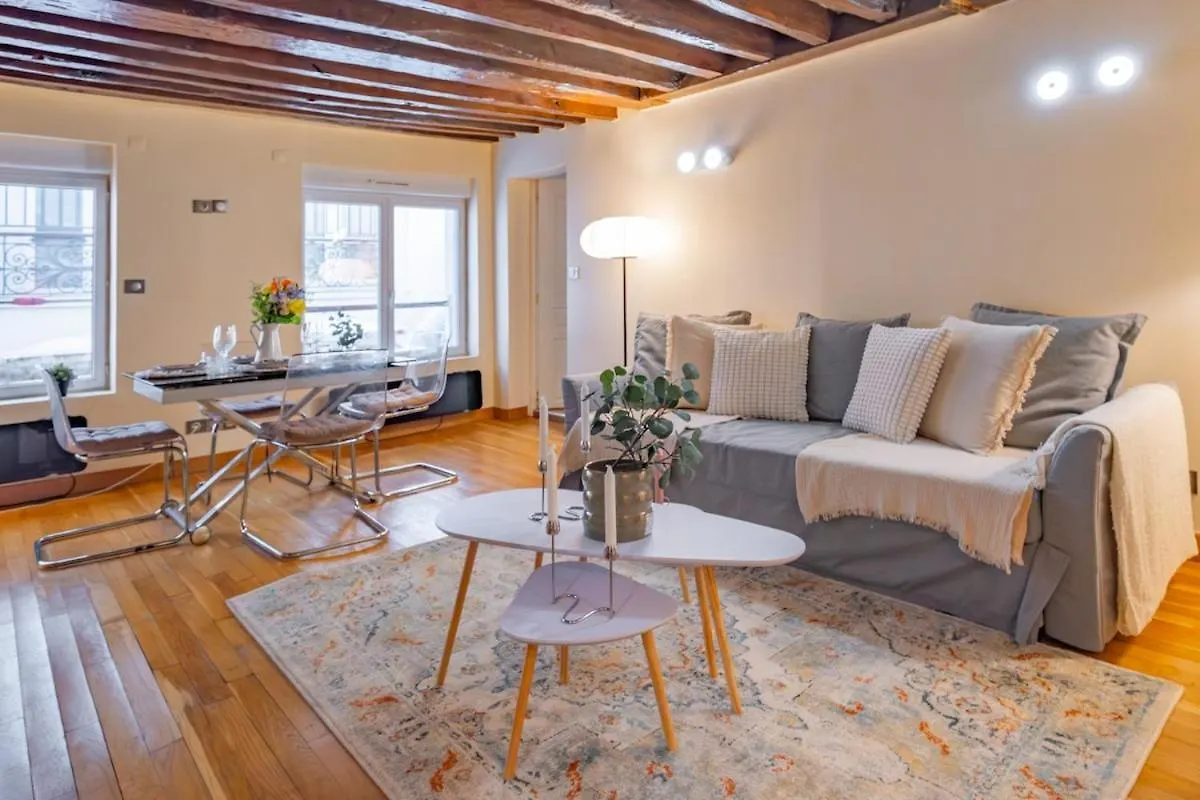פריז Apt Grands Boulevards 4 Guests דירה